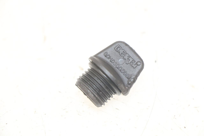 photo de TAPPO COPERCHIO OLIO DERBI GPR 50 (2004 - 2009)