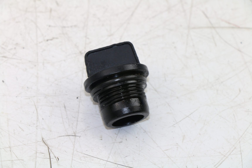 photo de TAPPO OLIO MOTORE DUCATI ST3 992 (2006 - 2008)