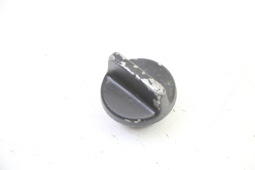 photo de TAPPO OLIO MOTORE YAMAHA FJ 36Y 1100 (1984 - 1985)