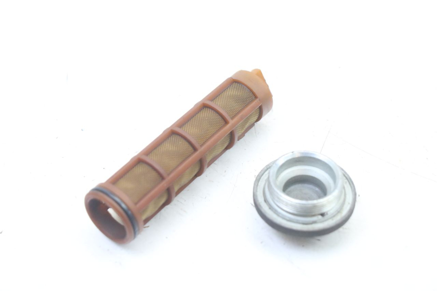 photo de TAPPO OLIO MOTORE GILERA NEXUS 300 (2008 - 2013)