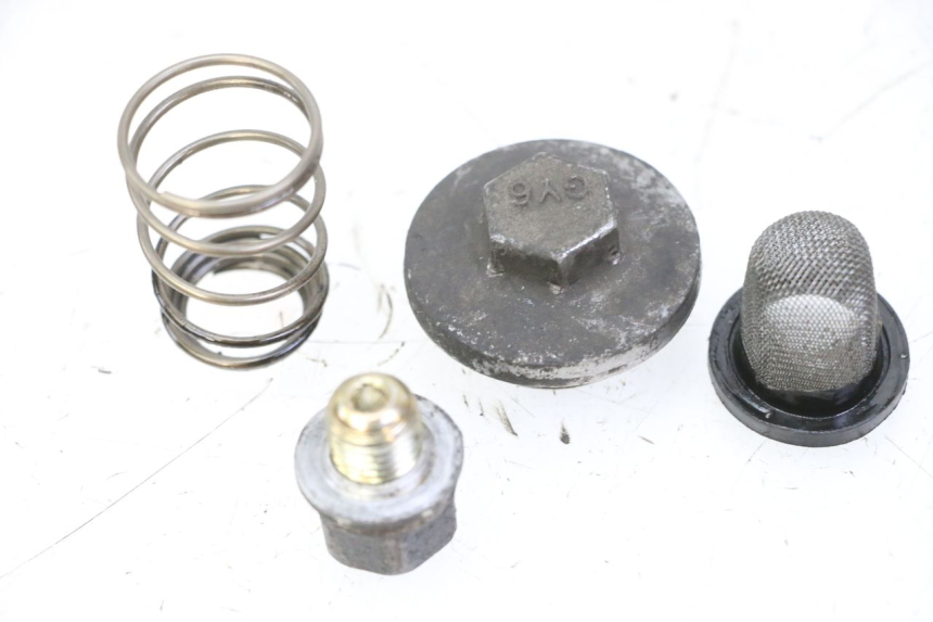 photo de TAPPO OLIO MOTORE KYMCO GRAND DINK 125 (2008 - 2014)