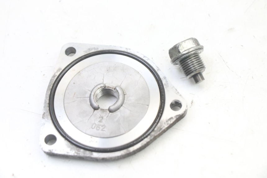 photo de TAPPO OLIO MOTORE HYOSUNG GTR 125 (2006 - 2008)