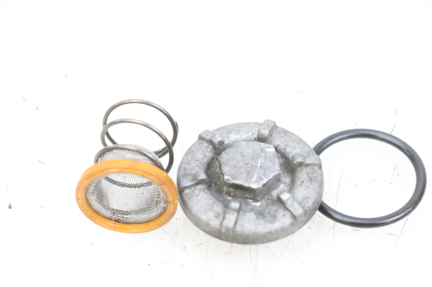 photo de TAPPO OLIO MOTORE YAMAHA NEOS NEO'S 4T 50 (2008 - 2016) - Vista principale