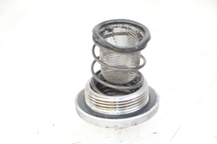 photo de TAPPO OLIO MOTORE PEUGEOT VIVACITY 125 (2010 - 2017)