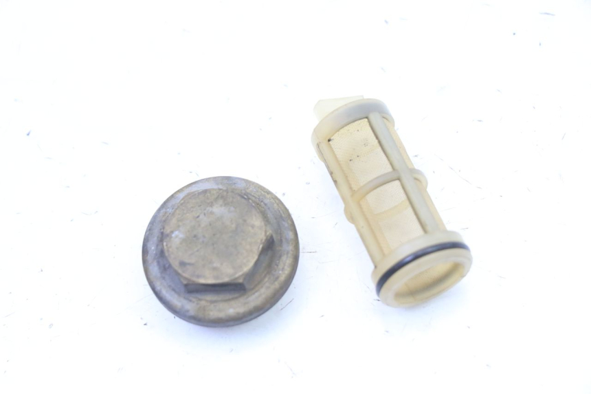 photo de TAPPO OLIO MOTORE PIAGGIO SUPER LX 125 (2000 - 2003)