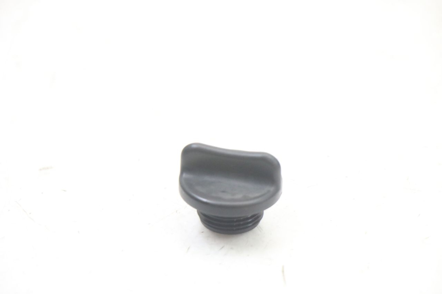 photo de TAPPO COPERCHIO OLIO SUZUKI GSF S BANDIT 600 (2000 - 2004)
