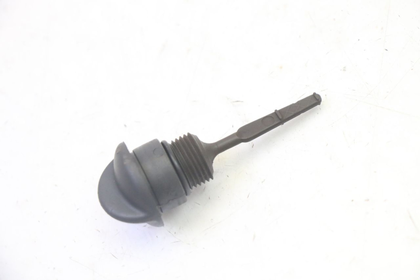 photo de TAPPO COPERCHIO OLIO PIAGGIO XEVO - X EVO 125 (2007 - 2016)