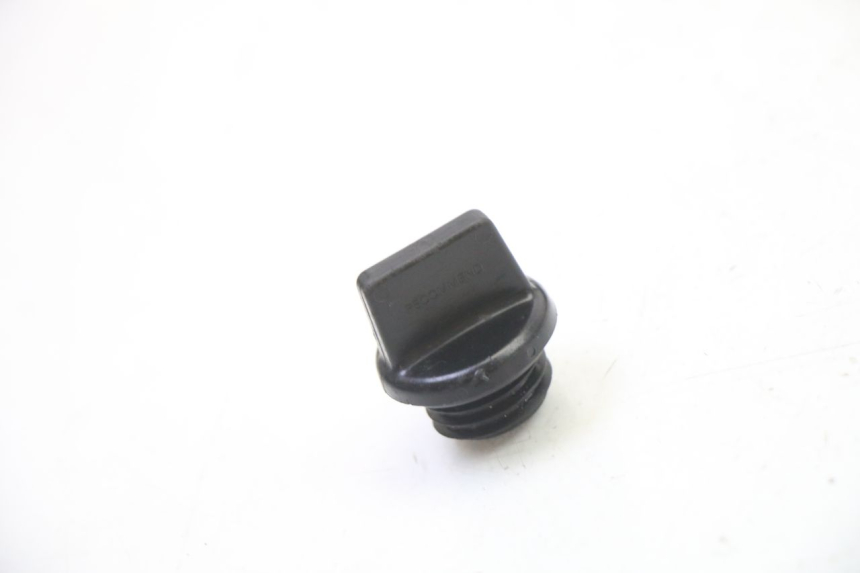 photo de TAPPO OLIO MOTORE YAMAHA YZF YZ-F 450 (2014 - 2016)