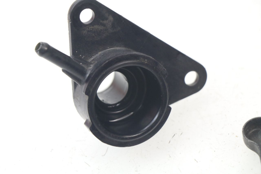 photo de TAPPO DEL RADIATORE SUZUKI AN BURGMAN 400 (2006 - 2010)