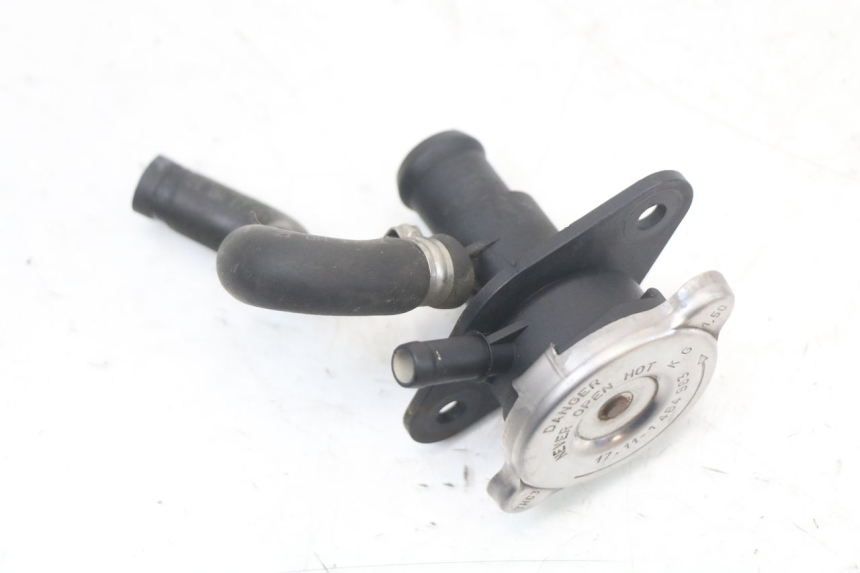 photo de TAPPO DEL RADIATORE BMW C1 125 (2000 - 2003)