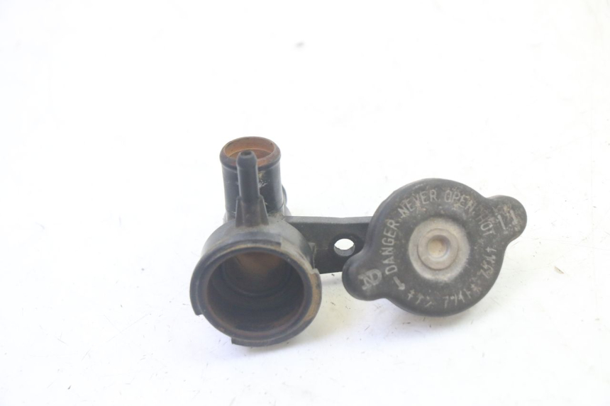 photo de RADIATORE KAWASAKI GPX R WARBIRD 600 (1988 - 1993) - Vista principale