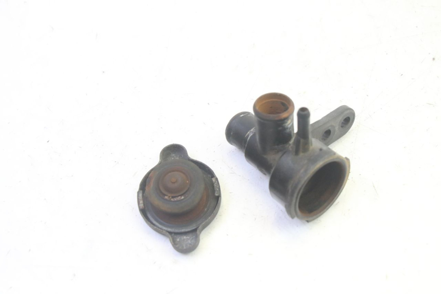 photo de RADIATORE KAWASAKI GPX R WARBIRD 600 (1988 - 1993) - Dettaglio del componente