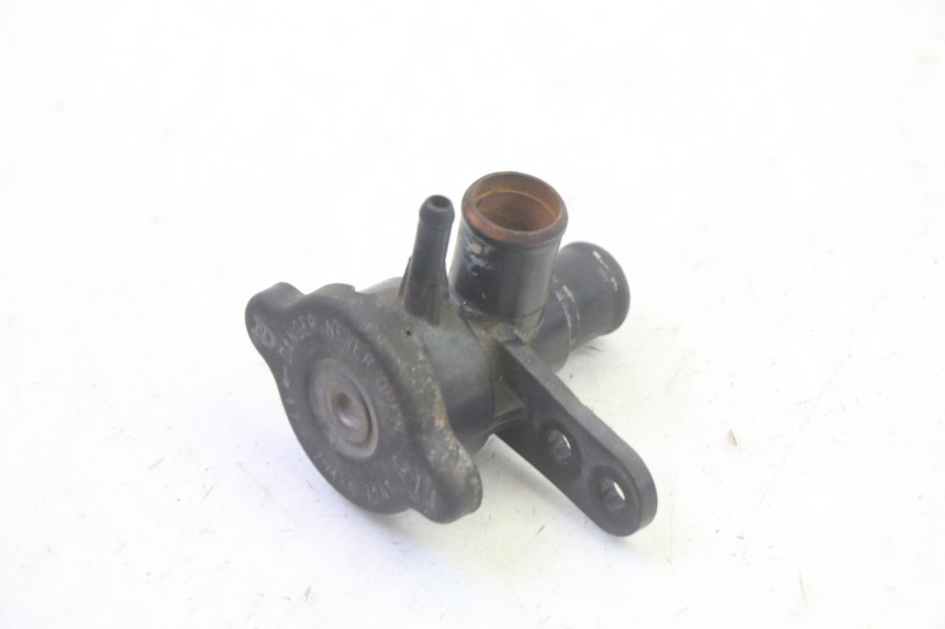 photo de RADIATORE KAWASAKI GPX R WARBIRD 600 (1988 - 1993) - Primo piano tecnico