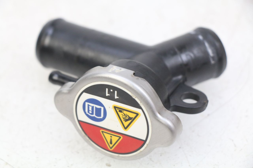 photo de TAPPO DEL RADIATORE HONDA CB R 1000 (2018 - 2023)