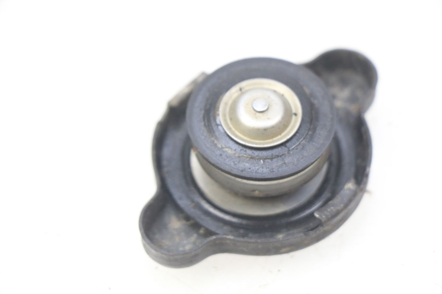 photo de TAPPO DEL RADIATORE HONDA CBR RR FIREBLADE 900 (1992 - 1994)