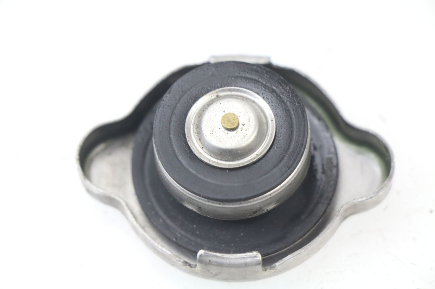 photo de TAPPO DEL RADIATORE HONDA PCX (JF28) 125 (2009 - 2011)