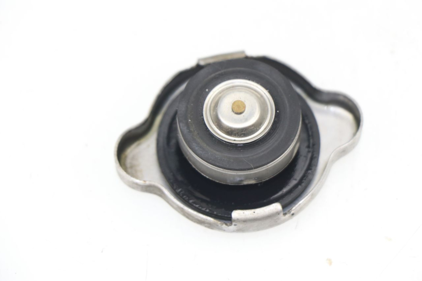 photo de TAPPO DEL RADIATORE HONDA PCX (JF28) 125 (2009 - 2011)