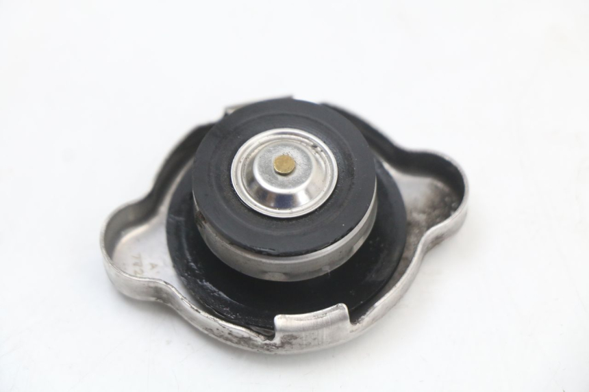 photo de TAPPO DEL RADIATORE HONDA PCX (JF47) 125 (2012 - 2013)