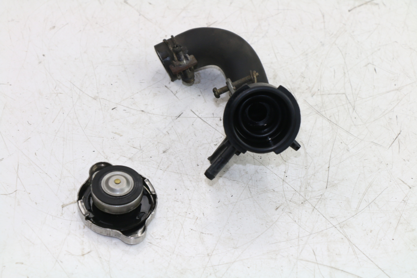 photo de TAPPO DEL RADIATORE KYMCO GRAND DINK 125 (2002 - 2007)