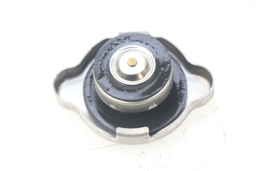photo de TAPPO DEL RADIATORE HONDA PCX (JF57/JF64) 125 (2014 - 2018)
