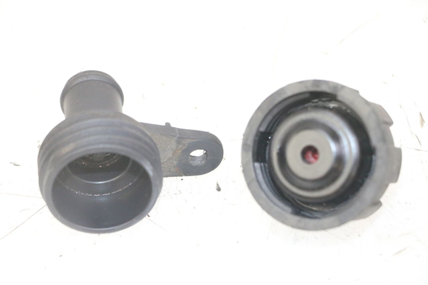photo de TAPPO DEL RADIATORE YAMAHA X-MAX XMAX 125 (2010 - 2014)