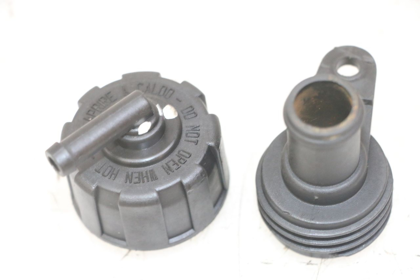 photo de TAPPO DEL RADIATORE YAMAHA XMAX X-MAX 125 (2006 - 2009)