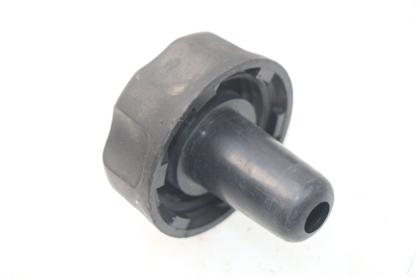 photo de TAPPO SERBATOIO CARBURANTE MBK BOOSTER SPIRIT NAKED 50 (2004 - 2017)