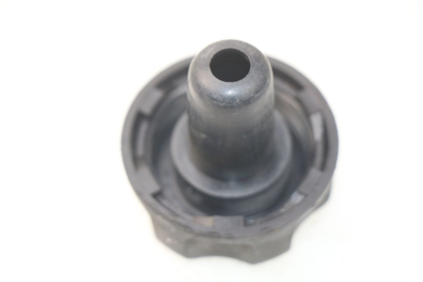 photo de TAPPO SERBATOIO CARBURANTE MBK BOOSTER SPIRIT NAKED 50 (2004 - 2017)