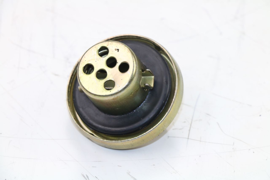 photo de Tappo serbatoio carburante S-RIDER CAPRI 2T 50 (2010 - 2017)