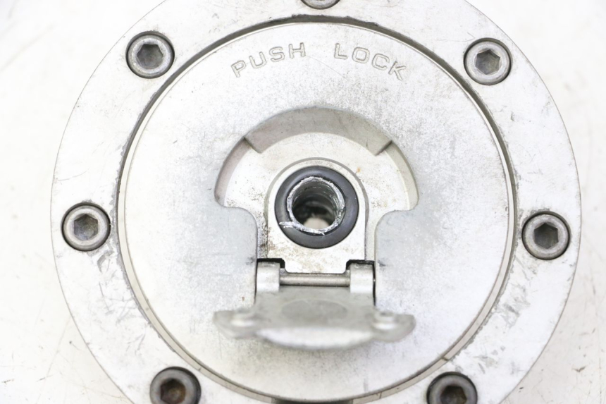 photo de TAPPO SERBATOIO HONDA CBR F SC25 1000 (1989 - 1992)