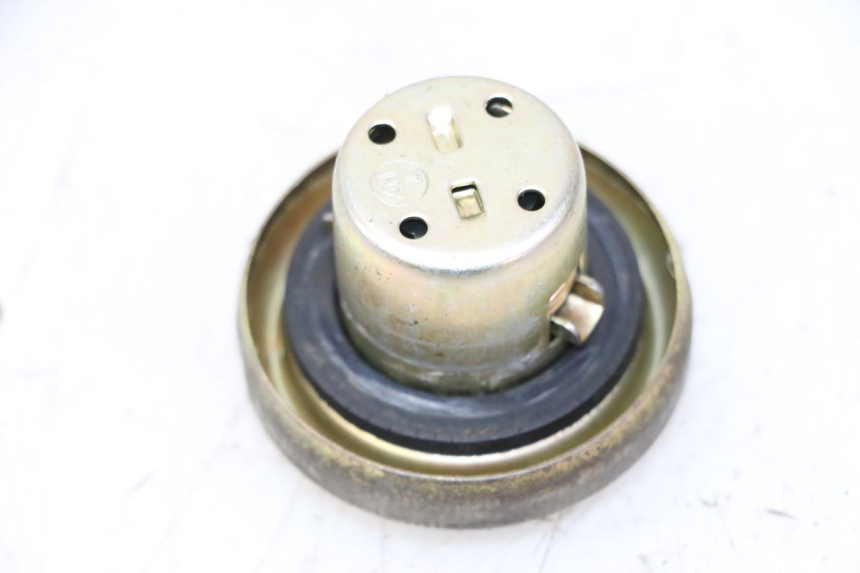 photo de TAPPO SERBATOIO CARBURANTE SYM CROX 4T 50 (2016 - 2023)