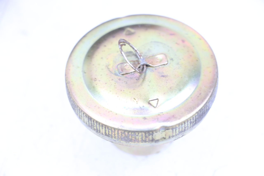 photo de TAPPO SERBATOIO CARBURANTE SYM CROX 4T 50 (2016 - 2023) - Zoom sullo stato d'uso