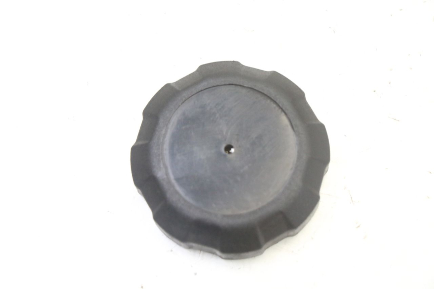 photo de TAPPO SERBATOIO CARBURANTE PEUGEOT ELYSEO 125 (1999 - 2004)
