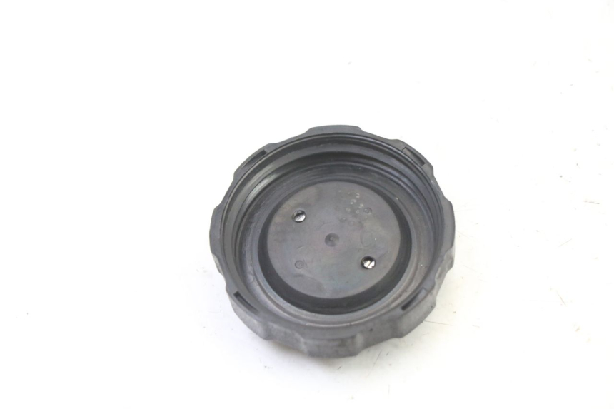 photo de TAPPO SERBATOIO CARBURANTE PEUGEOT ELYSEO 125 (1999 - 2004)