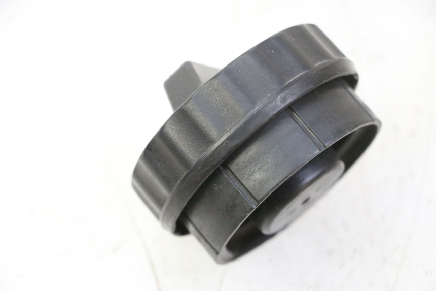 photo de TAPPO SERBATOIO HONDA FES S-WING SWING ABS 125 (2007 - 2015)