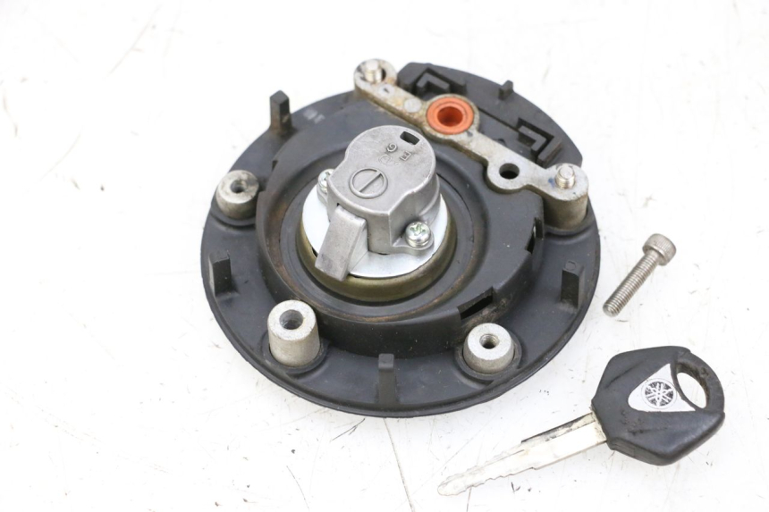 photo de TAPPO SERBATOIO YAMAHA FJR ABS 1300 (2006 - 2012) - Altra angolazione