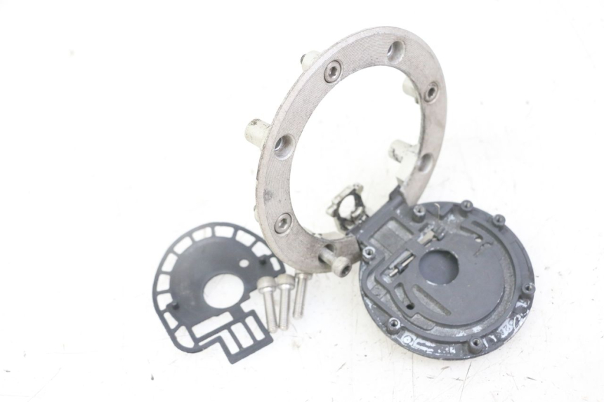 photo de TAPPO SERBATOIO BENZINA SUZUKI GS GSE 500 (2001 - 2003)