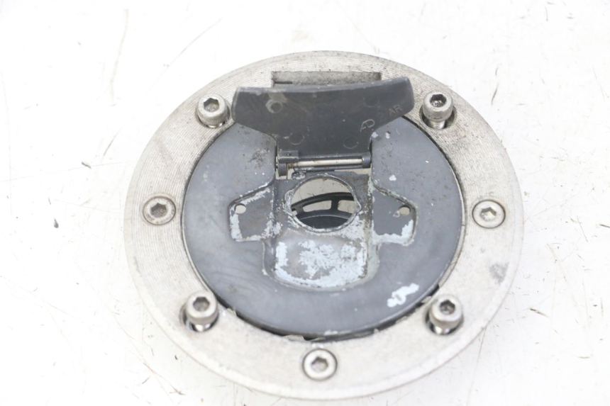 photo de TAPPO SERBATOIO BENZINA SUZUKI GS GSE 500 (2001 - 2003)