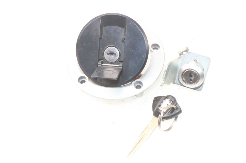 photo de TAPPO SERBATOIO CARBURANTE SUZUKI GSX-R GSXR 750 (2011 - 2016)