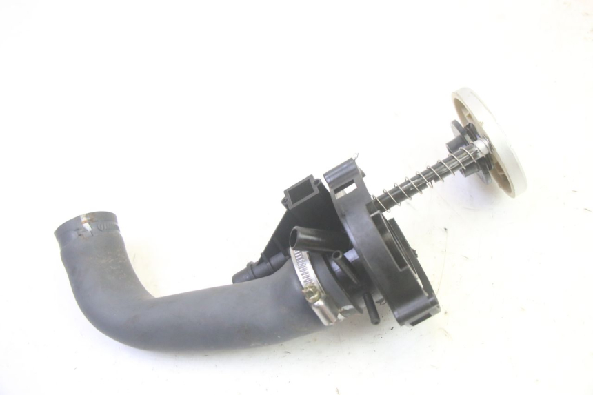 photo de TAPPO SERBATOIO SYM GTS EVO 125 (2009 - 2013) - Vista principale