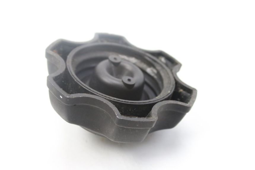 photo de TAPPO SERBATOIO CARBURANTE KAWASAKI KX 250 (1994 - 1998)