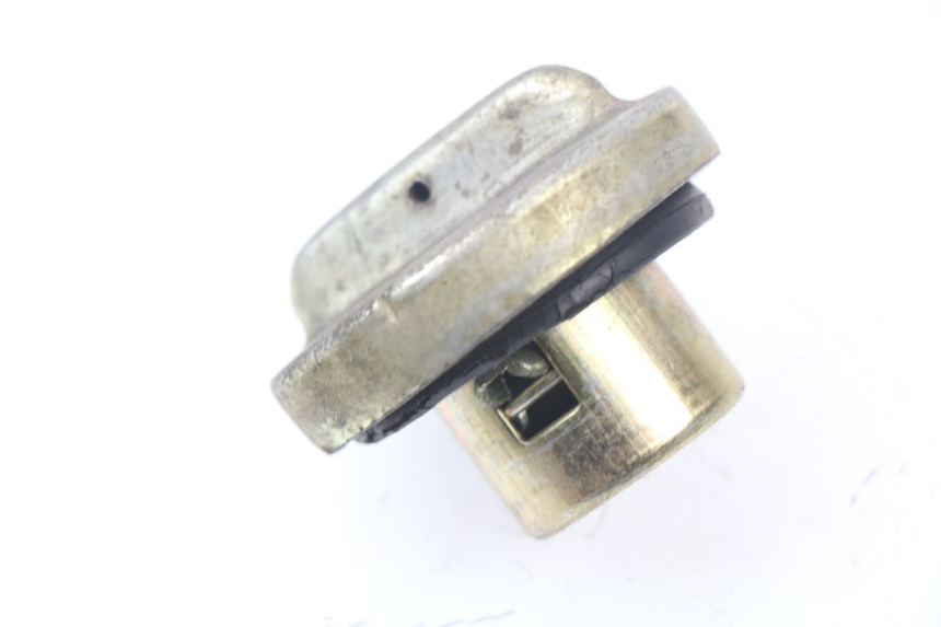 photo de TAPPO SERBATOIO CARBURANTE KINROAD XT T-8 125 (2006 - 2006)