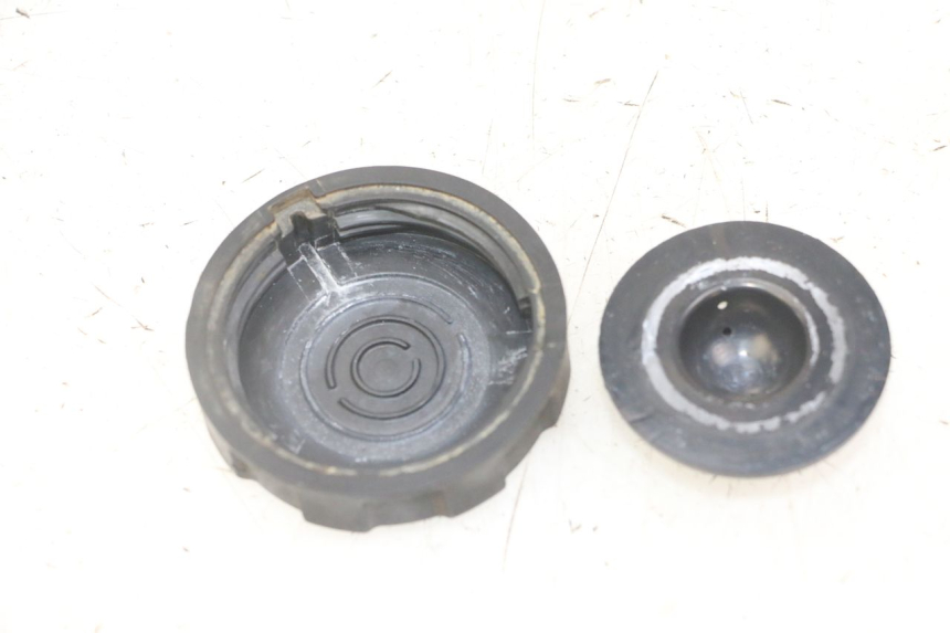 photo de TAPPO SERBATOIO CARBURANTE PEUGEOT KISBEE 4T 50 (2018 - 2022)