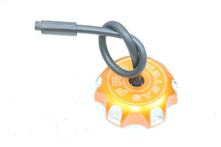 photo de TAPPO SERBATOIO KAWASAKI KXF KX-F 250 (2017 - 2019) - Vista principale