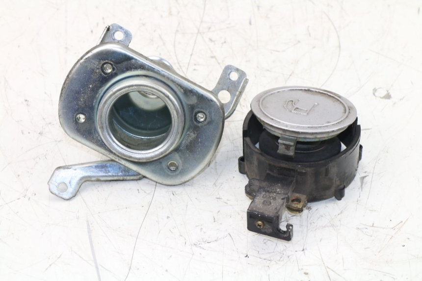 photo de TAPPO SERBATOIO CARBURANTE KYMCO GRAND DINK 125 (2008 - 2014)