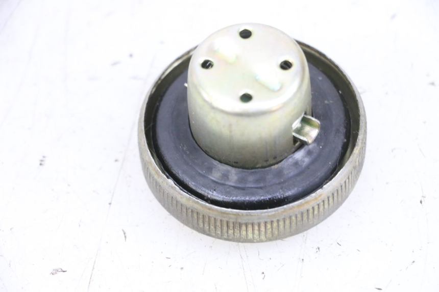 photo de TAPPO SERBATOIO CARBURANTE KYMCO LIKE 125 (2009 - 2016) - Vista principale