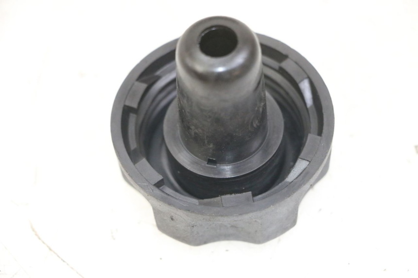 photo de TAPPO SERBATOIO CARBURANTE MBK BOOSTER SPIRIT NAKED 50 (2004 - 2017)