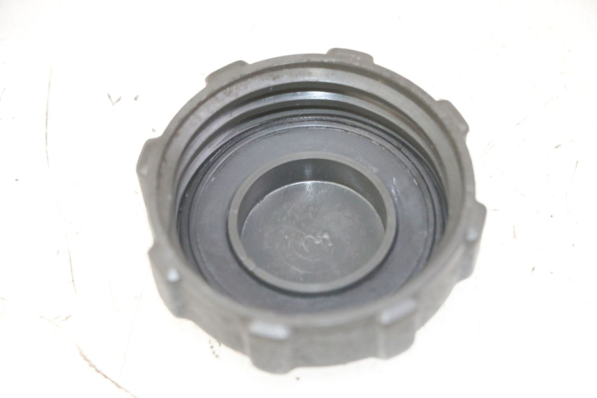 photo de TAPPO SERBATOIO CARBURANTE PIAGGIO MP3 LT 300 (2010 - 2016)