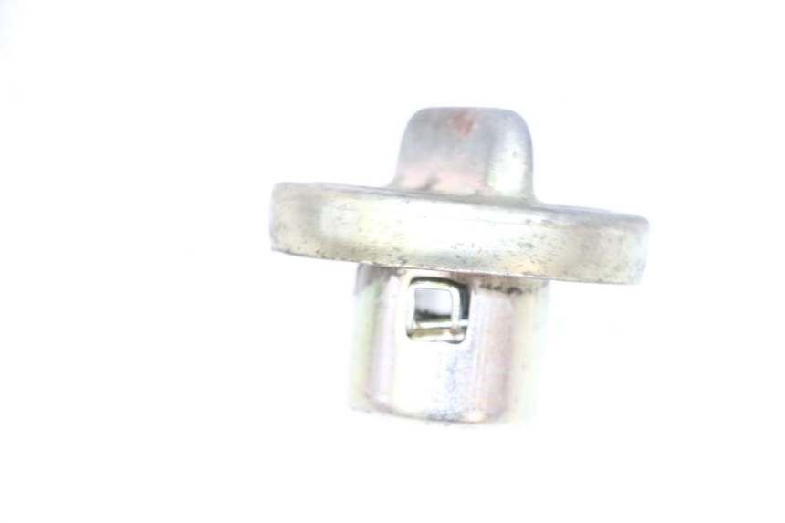 photo de TAPPO SERBATOIO BENZINA JM MOTORS OLDIES GT 4T 50 (2018 - 2025) - Zoom sullo stato d'uso