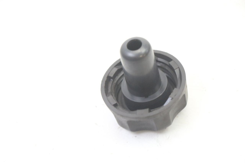 photo de Tappo serbatoio carburante MBK OVETTO 4T 50 (2008 - 2016)